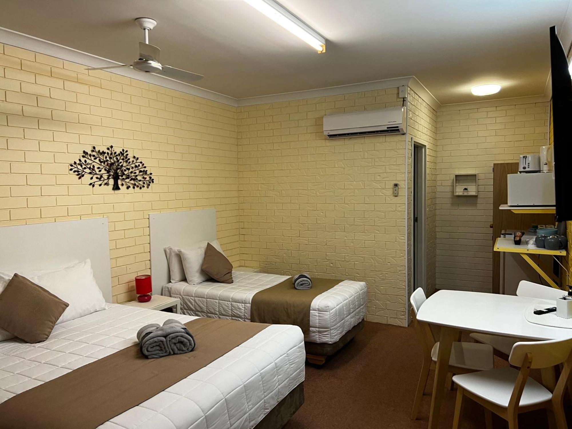 Jillaroo Motor Inn Glen Innes Kültér fotó